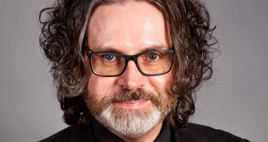 Simon Hayton